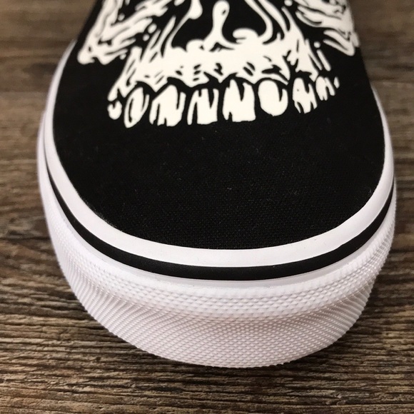 VANS CLASSIC SLIP ON BRAND NEW - Picture 8 of 14